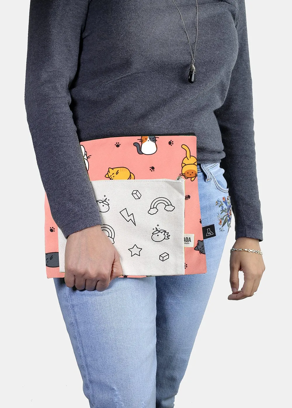 a2o Large Canvas Pouch - Cats