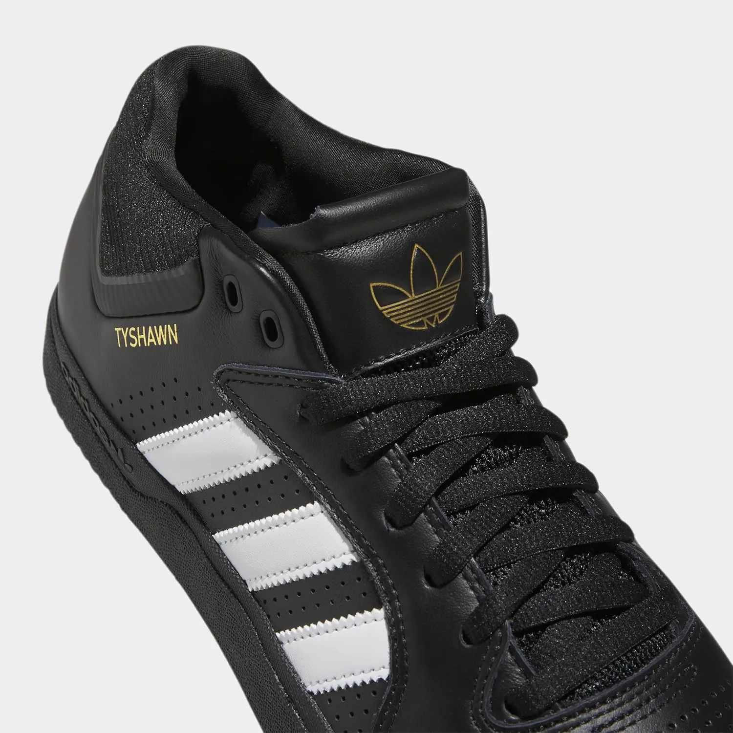 Adidas mens Modern