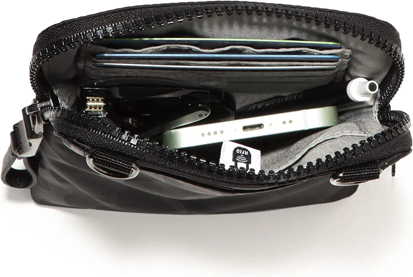 Baggallini Broadway Crossbody Bag