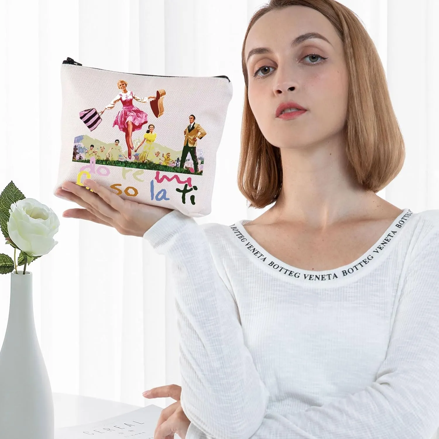 BWWKTOP Sound Musical Cosmetic Makeup Bag Von Trapp Gift Do Re Mi Fa So La Ti Theater Zipper Pouch Bag Musical Merchandise (Do Re Mi)