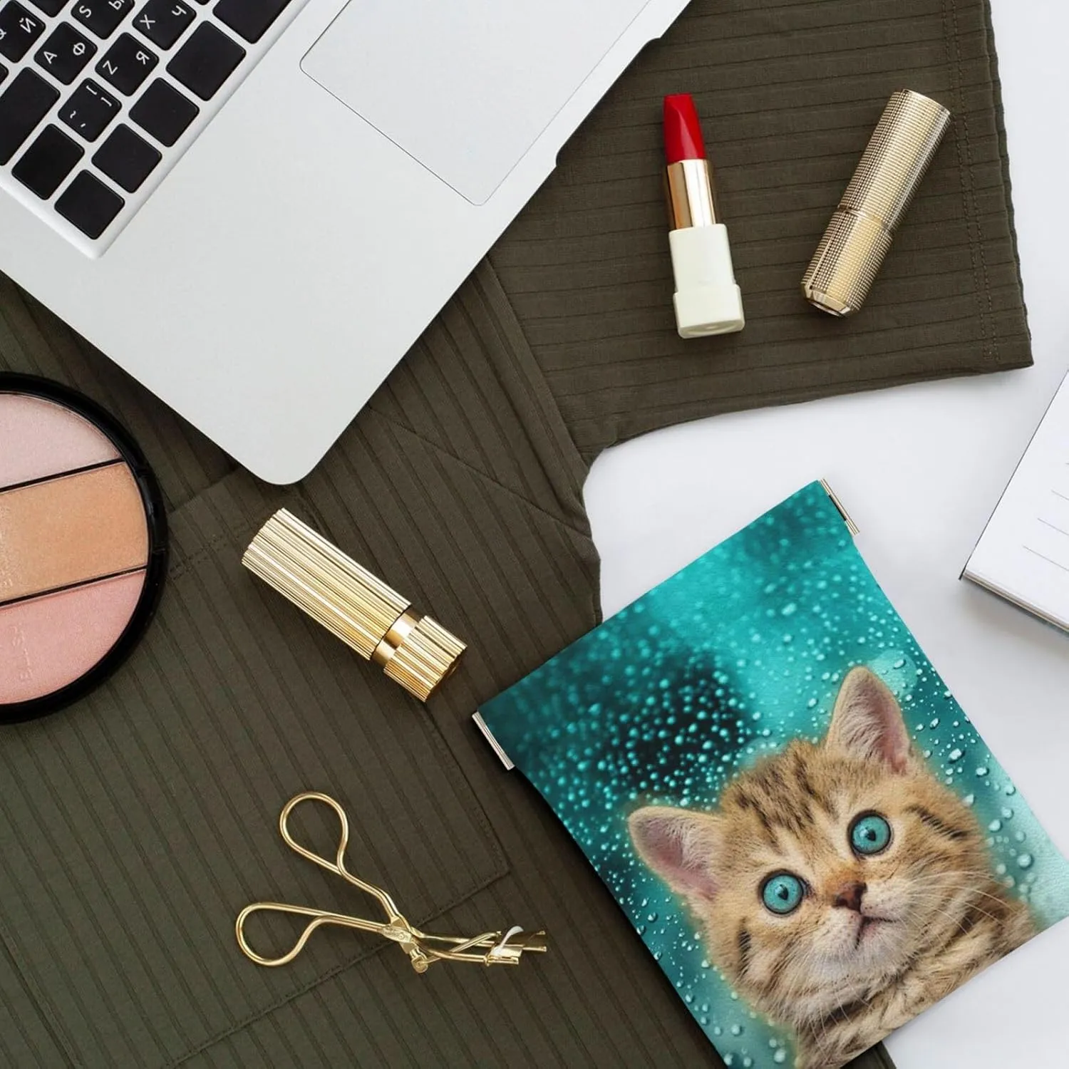 Coin Purse Blue eye cat Leather Squeeze Coin Purse Mini Pouch Change Wallet Bag Gifts for Women Kids Girls Key Holder