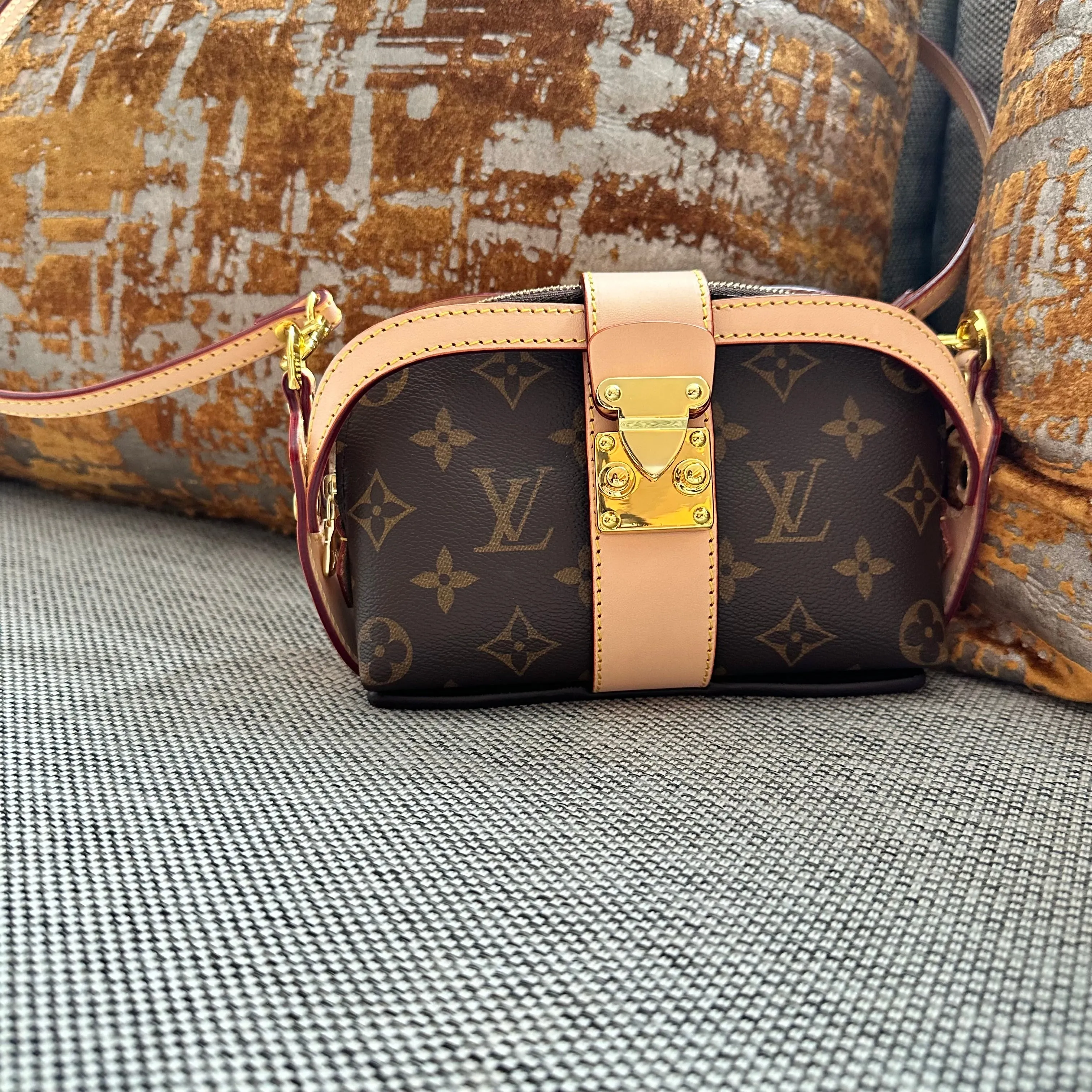 Cosmetic Pouch to Bag Encasement