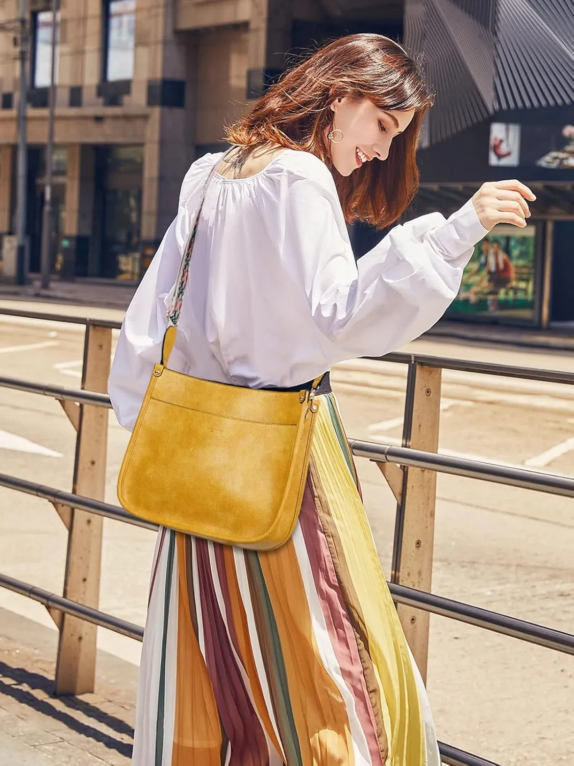 Crossbody Bag Women Vegan Leather Hobo Handbag Trendy Crossbody Shoulder Bag Purses For Women with 2 Adjustable Strap