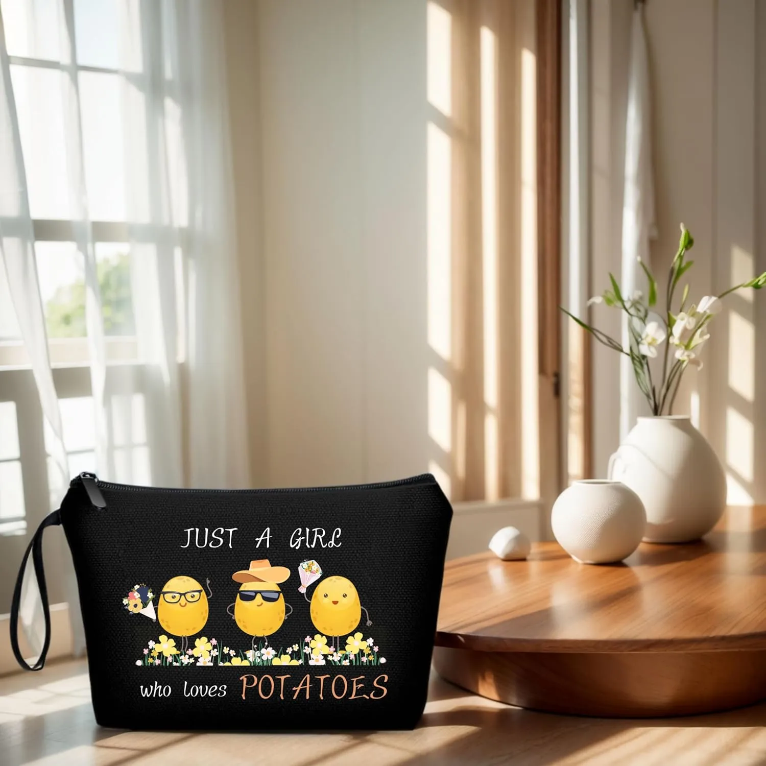 Cute Potato Gifts - Best Friend Birthday Gifts for Teenage Girls, Just A Girl Who Loves Potatoes, Small Cosmetic Bag for Purse, Funny Presents