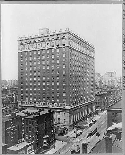 HistoricalFindings Photo: Ritz-Carlton Hotel,Madison Avenue,46th Street,New York City,NYC,c1911,Trolley