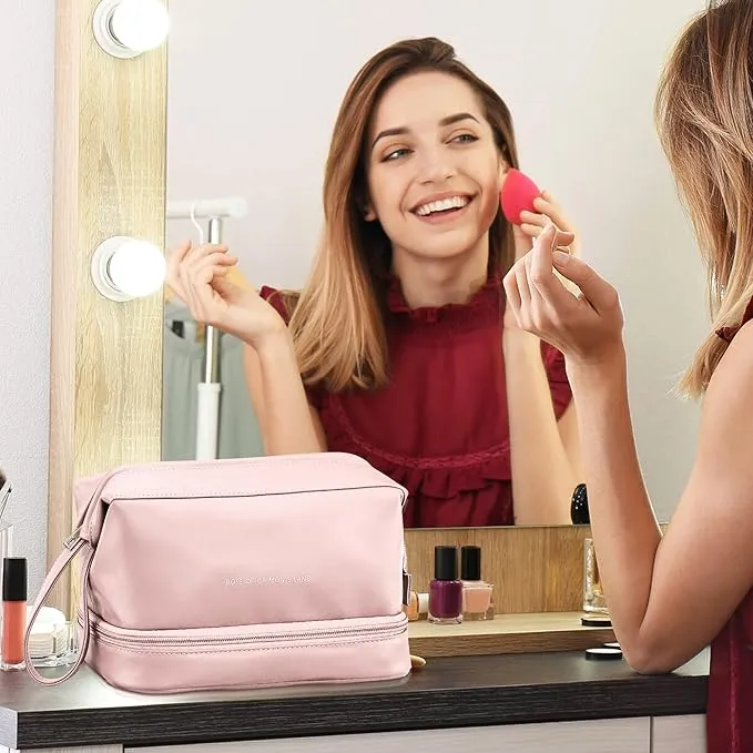 Layne | Sophisticated and spacious beauty accessories case
