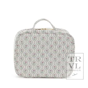 Luxe Toiletry Case - Antibes With Navy