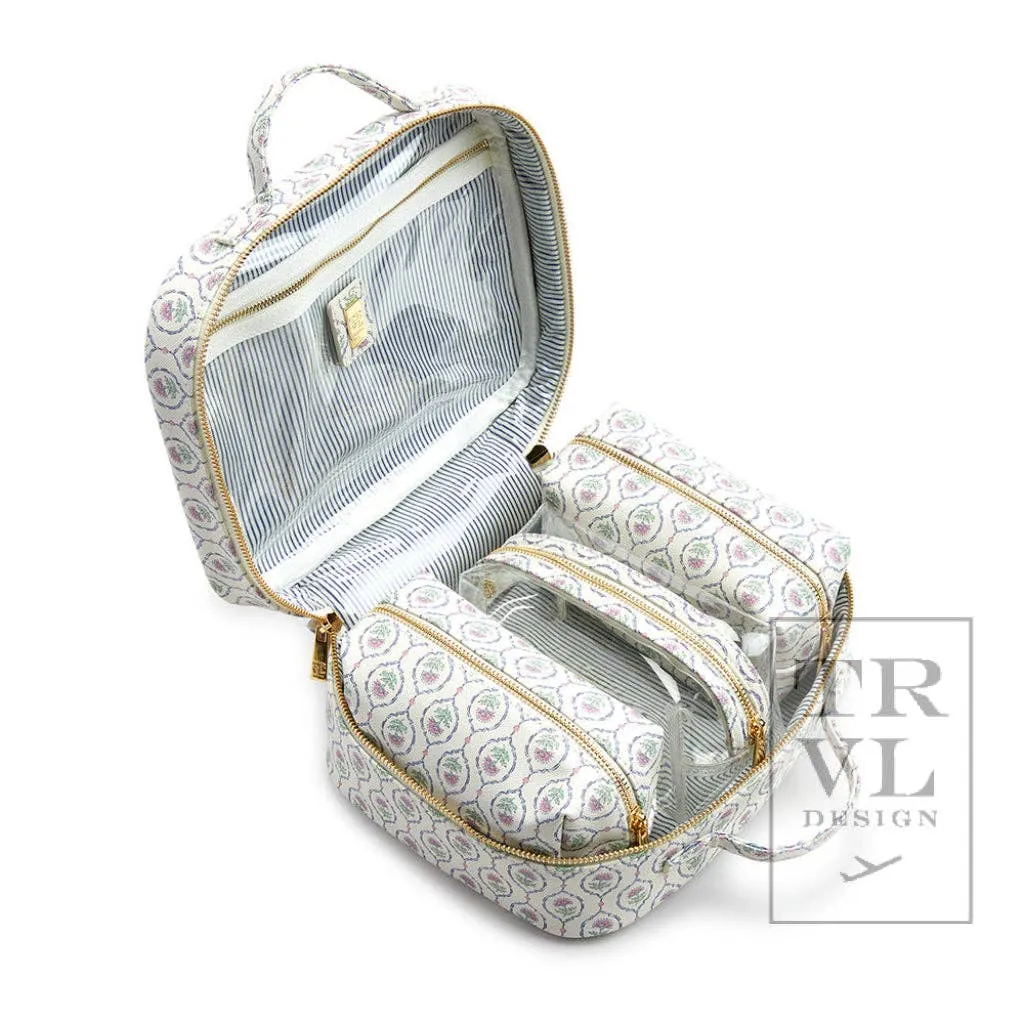Luxe Toiletry Case - Antibes With Navy
