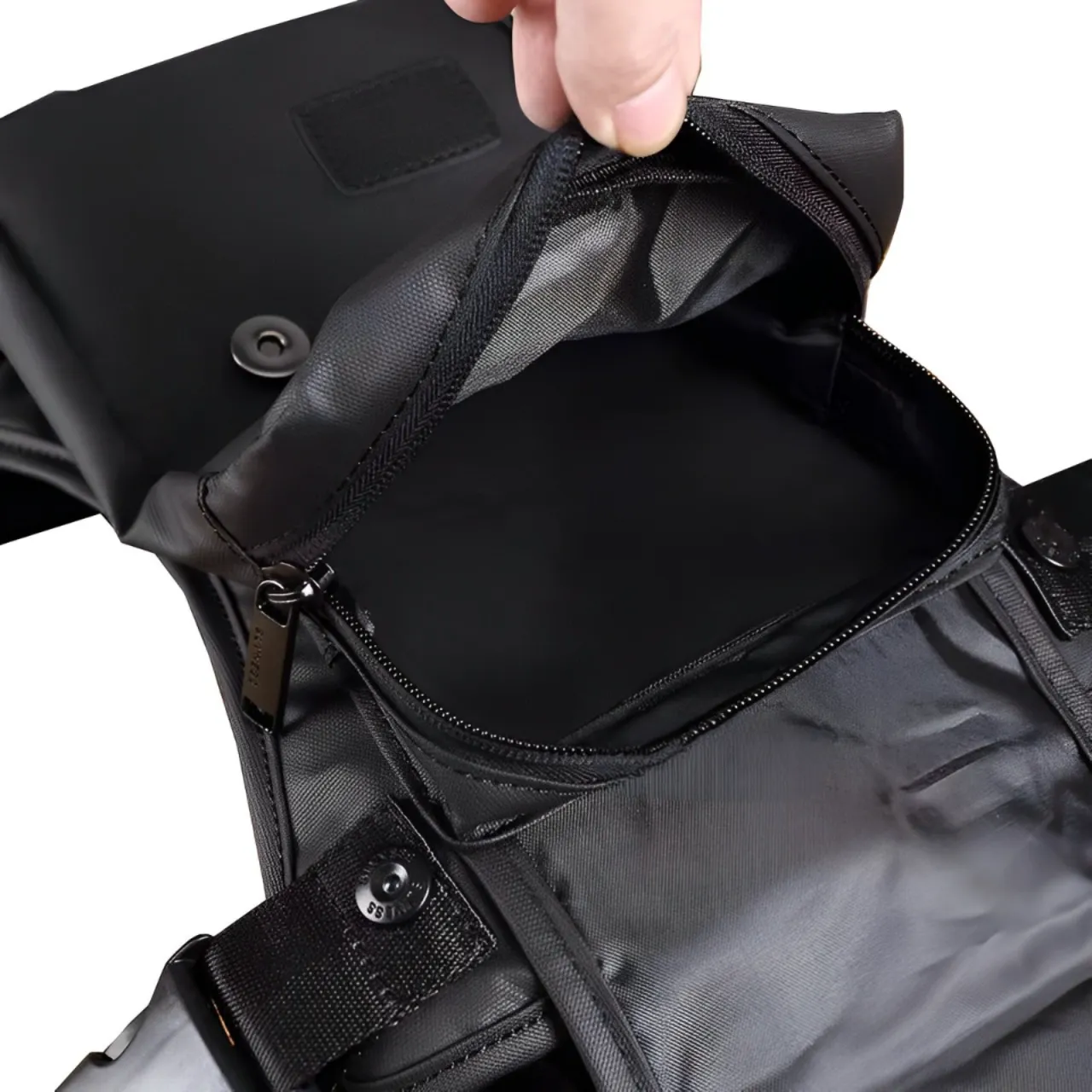 Parker| Compact Nylon Multi-Function Leg and Crossbody Bag