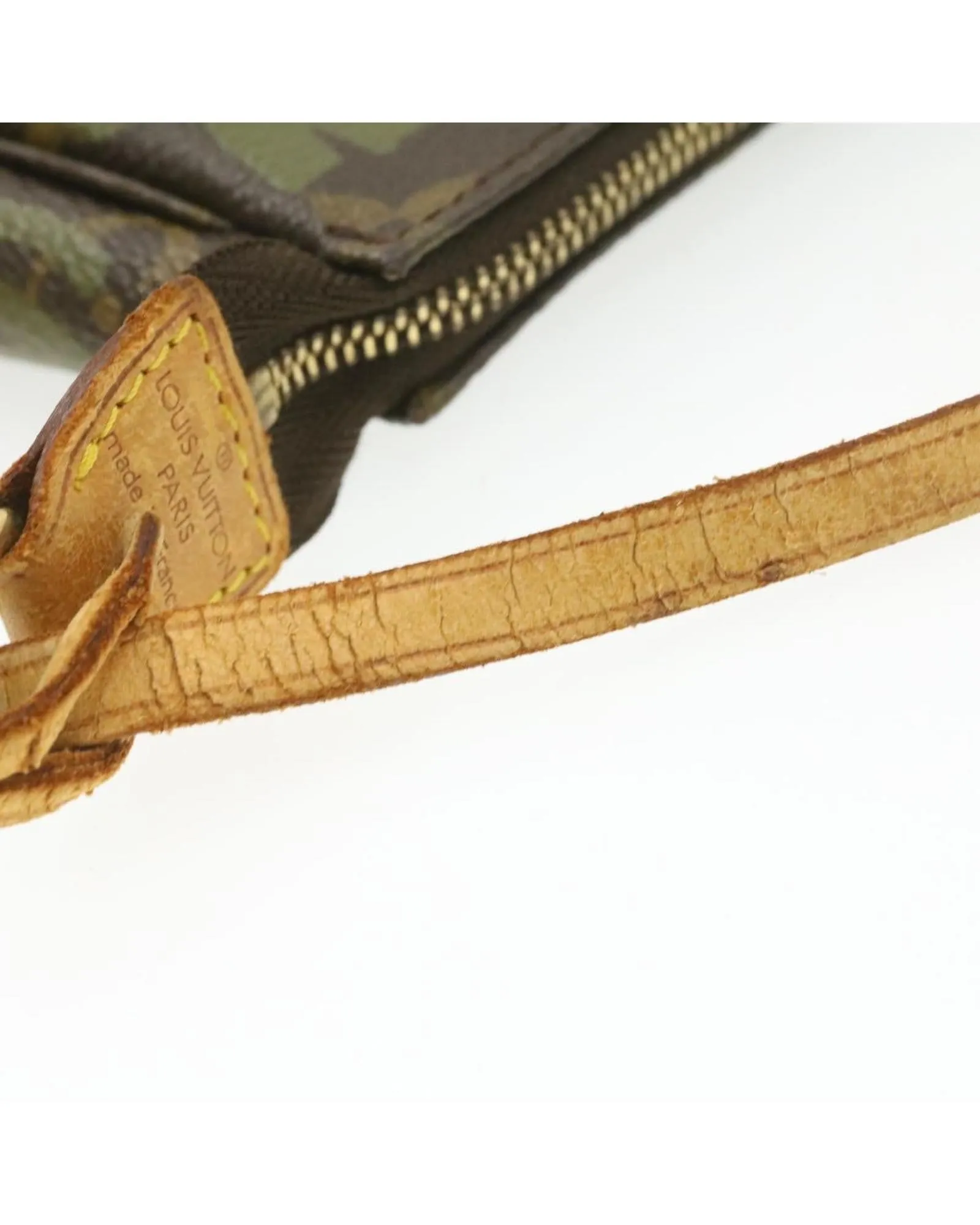 Pochette Graffiti Shoulder Bag