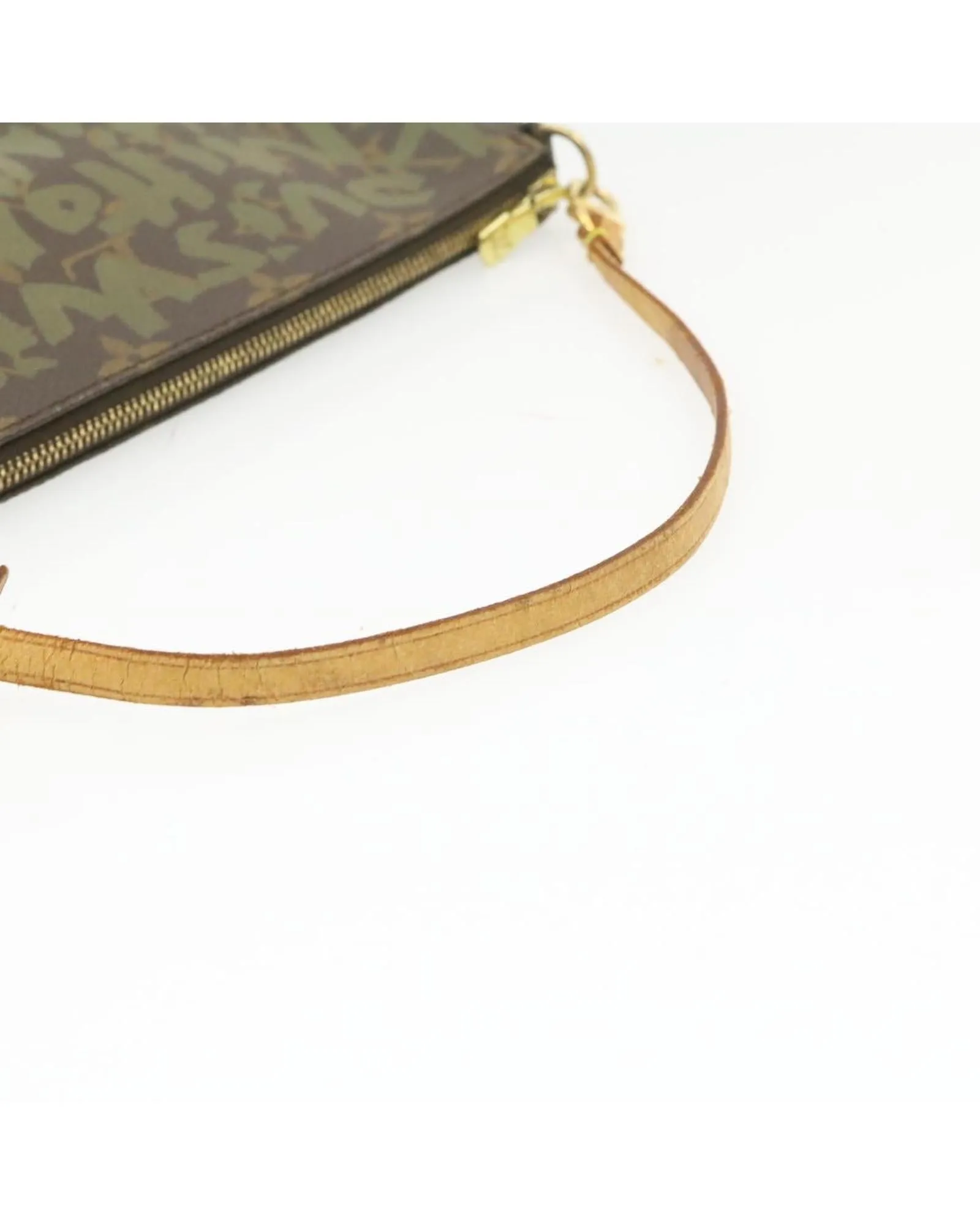 Pochette Graffiti Shoulder Bag