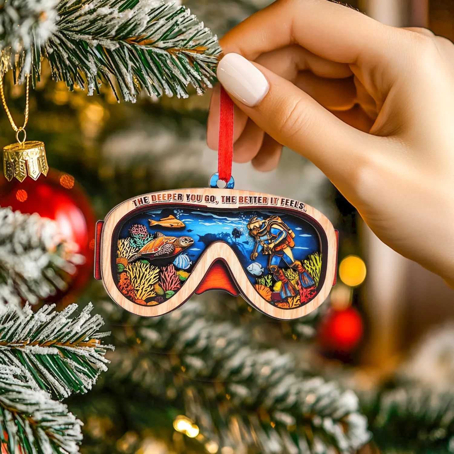Scuba Diver Christmas Ornament - 2-Layer Wood & Acrylic Underwater Adventure for Marine Life Lovers - Laser-Cut Decor for Christmas Tree - Gifts for Divers - 2024 Holiday Home Decor