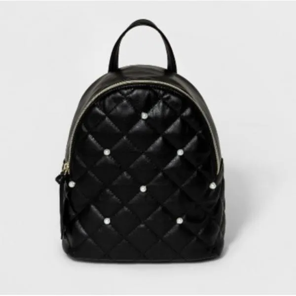 T-Shirt & Jeans Quilted Backpack with Zip Closure - Black