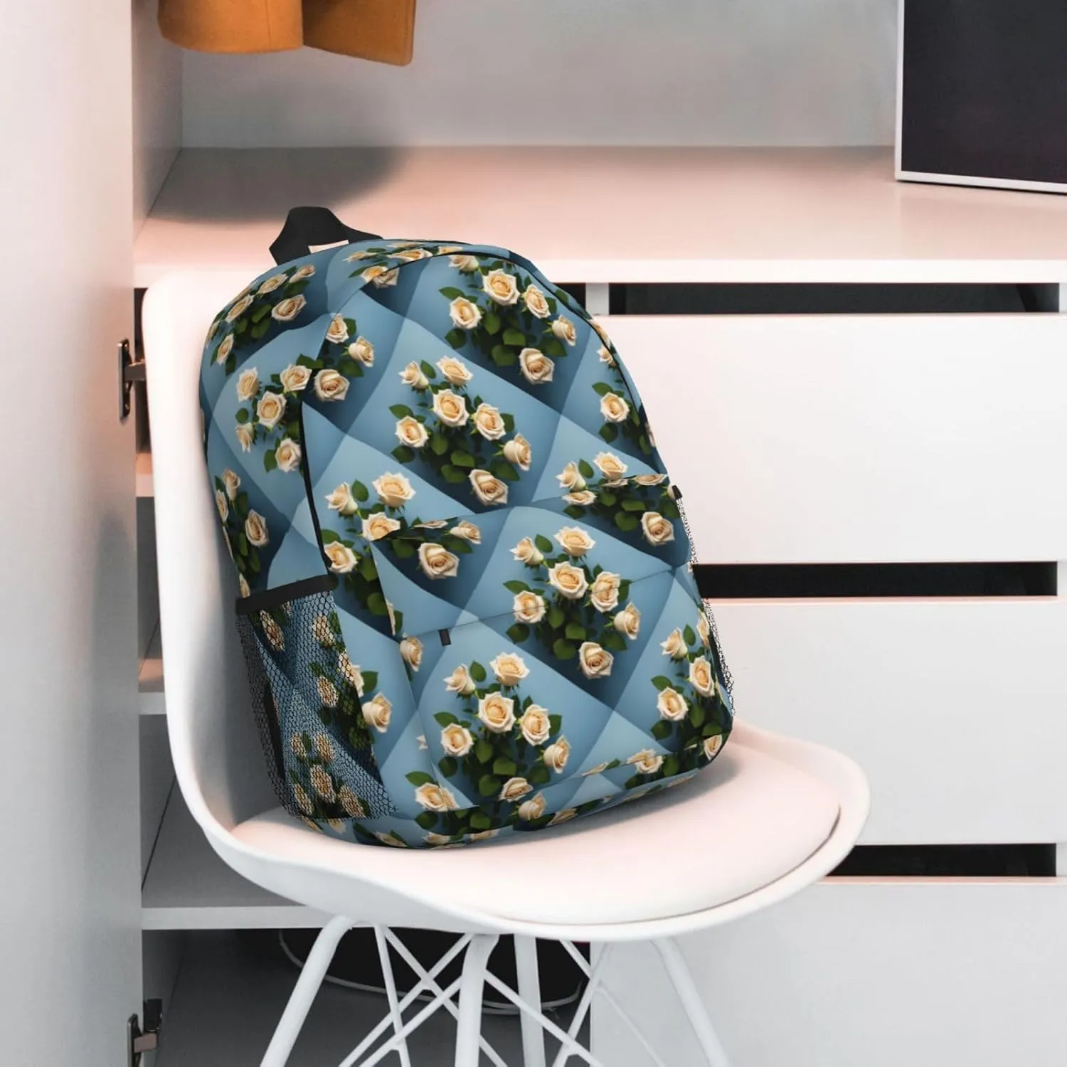 White Roses Backpack Lightweight Casual Backpack Double Shoulder Bag Travel Daypack With Laptop Compartmen